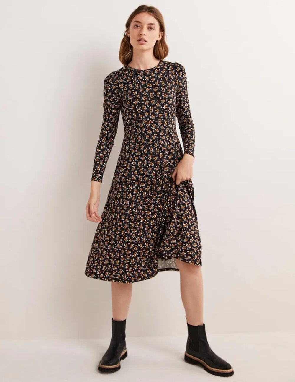 Boden Crew Neck Jersey Midi Dress Black Floral Size 6P Cottagecore Feminie